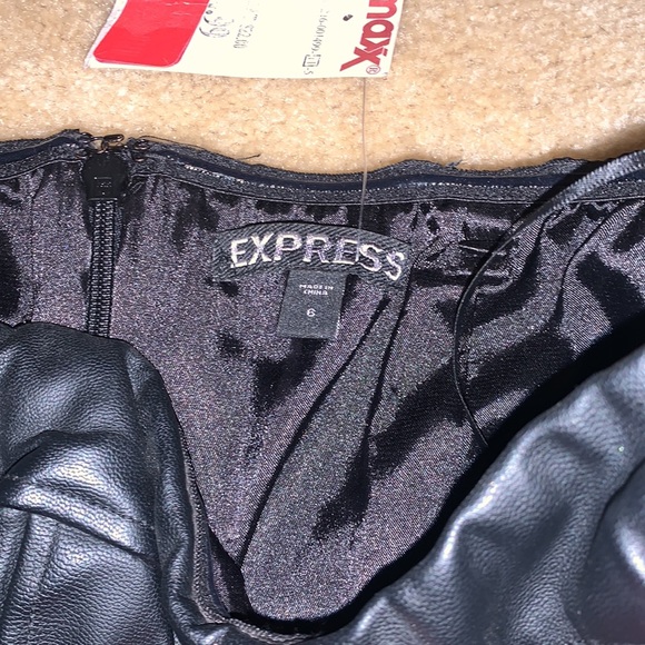 Dress.. READ DESCRIPTION‼️ - Picture 4 of 10